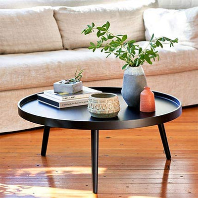 How to style a coffee table by shape